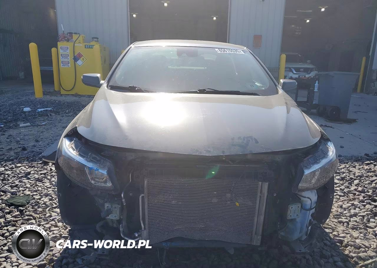 2018 Chevrolet Malibu Lt VIN:1G1ZD5ST5JF165985 - 5