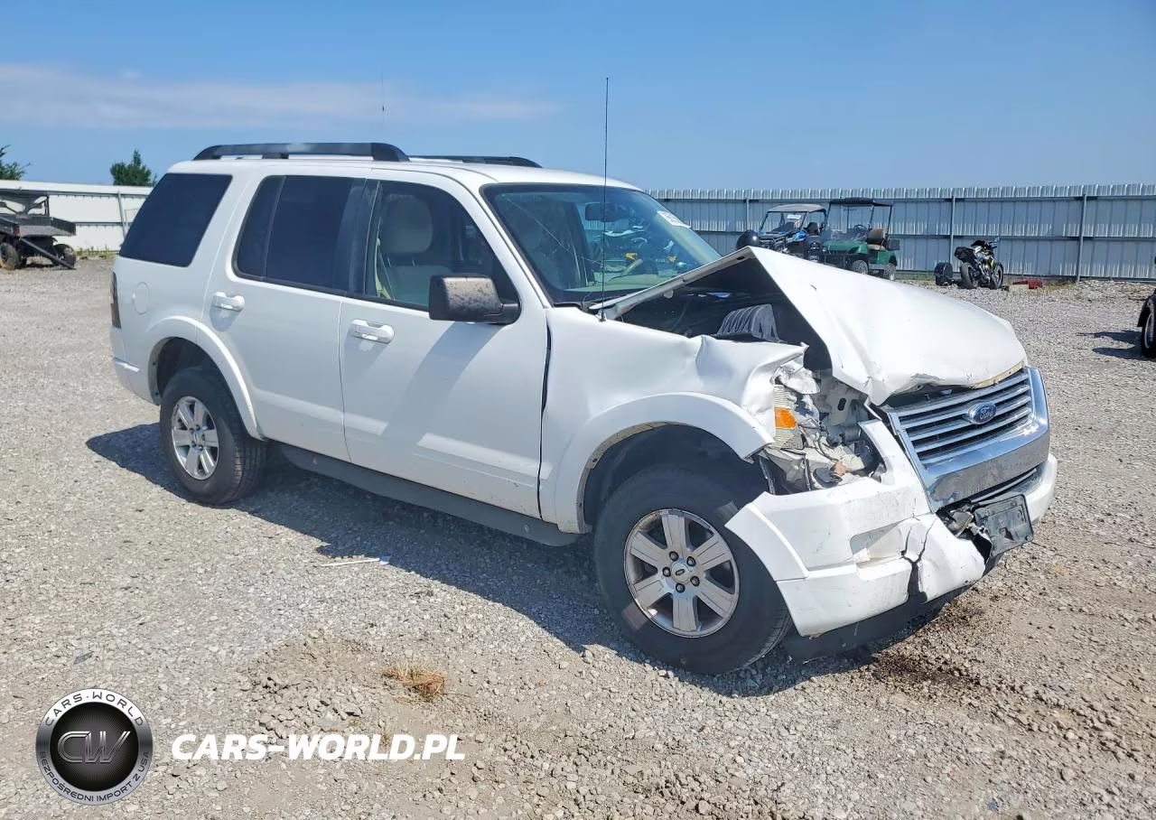 2010 Ford Explorer Xlt VIN:1FMEU7DE2AUA71795 - 4