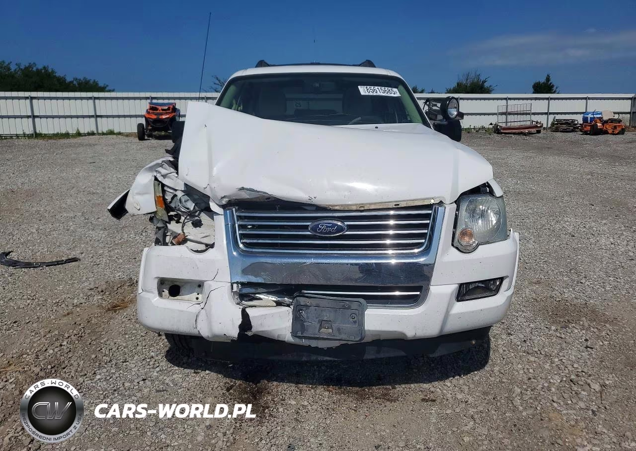2010 Ford Explorer Xlt VIN:1FMEU7DE2AUA71795 - 5