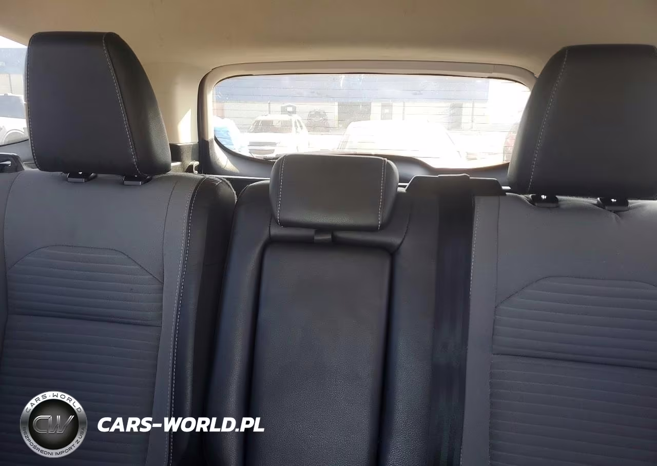 2019 Ford Escape Se VIN:1FMCU9GD6KUA15866 - 10