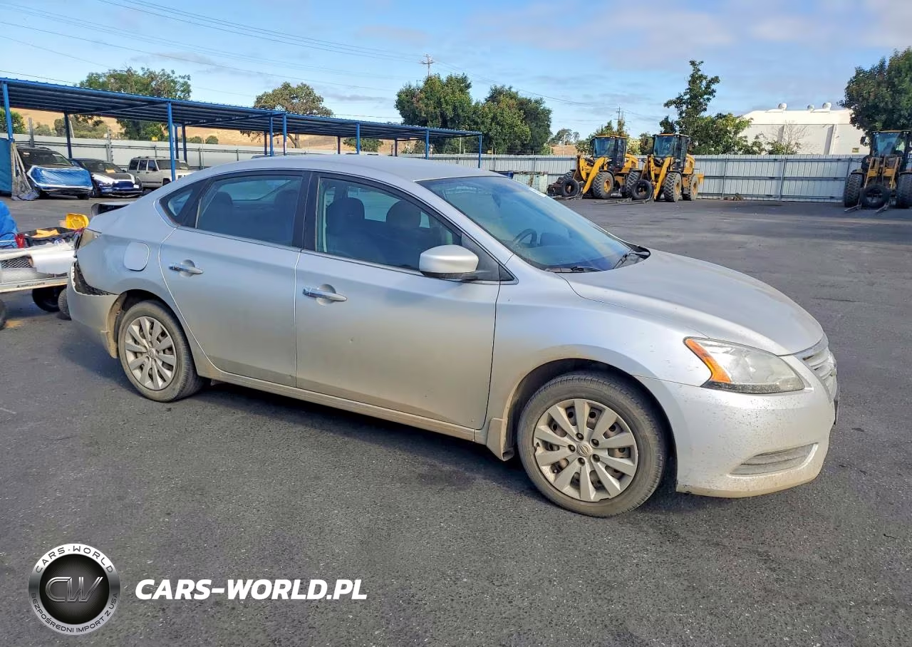 2015 Nissan Sentra S VIN:3N1AB7AP4FY238227 - 4