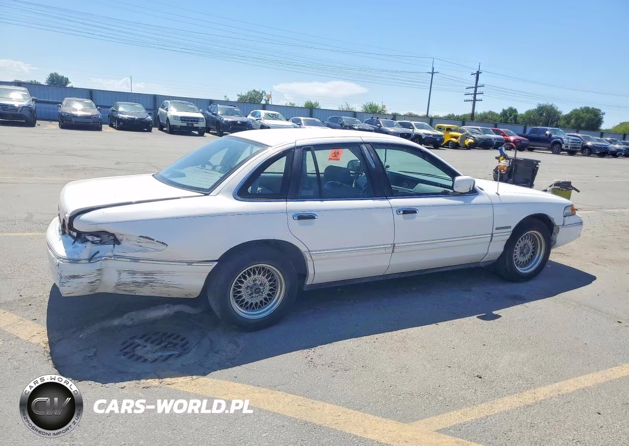 1994 Ford Crown Victoria Lx VIN:2FALP74W1RX124525 - 3