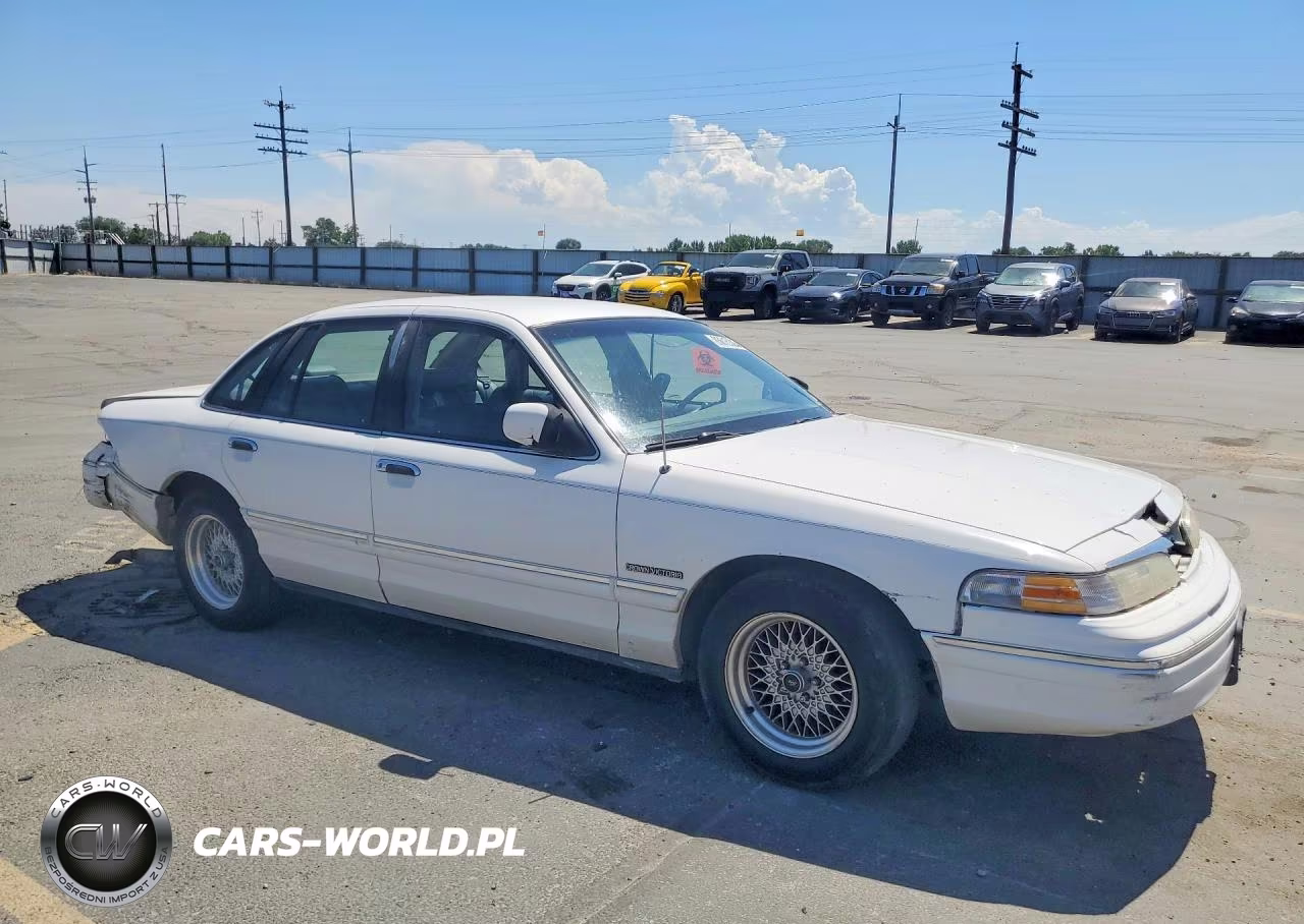 1994 Ford Crown Victoria Lx VIN:2FALP74W1RX124525 - 4
