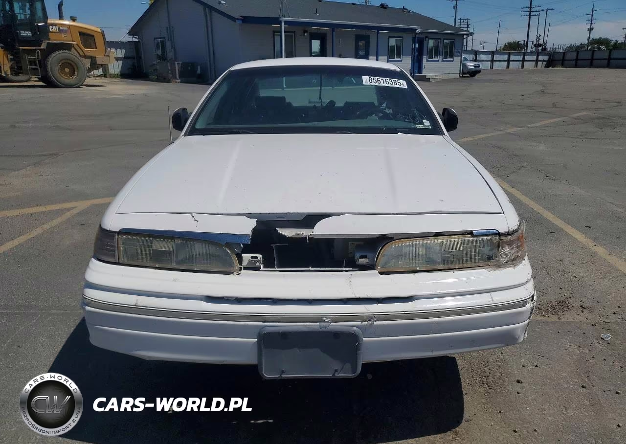 1994 Ford Crown Victoria Lx VIN:2FALP74W1RX124525 - 5