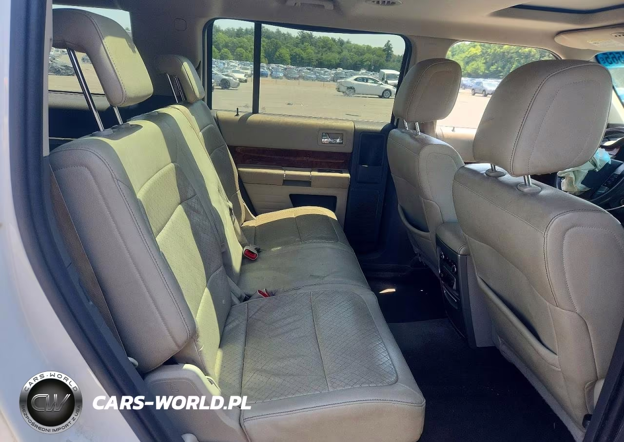 2010 Ford Flex Limited VIN:2FMGK5DC2ABD00581 - 10
