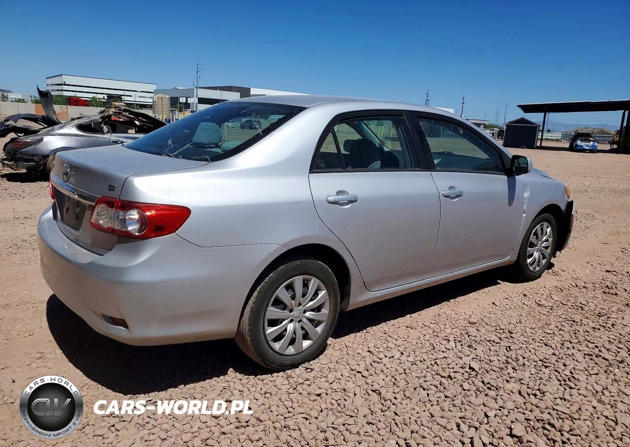 2012 Toyota Corolla Le VIN:2T1BU4EE0CC807332 - 3