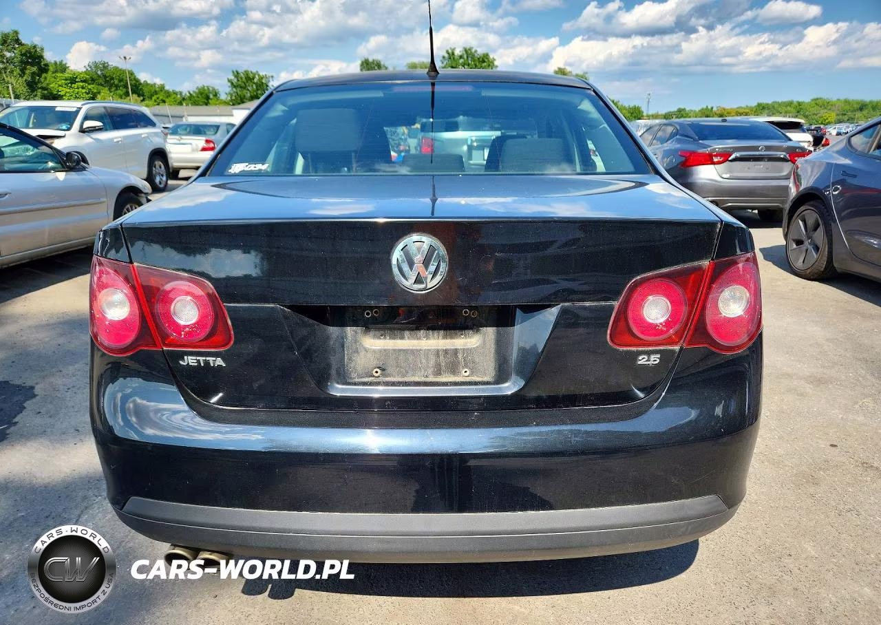 2010 Volkswagen Jetta S VIN:3VWJZ7AJ2AM002306 - 6