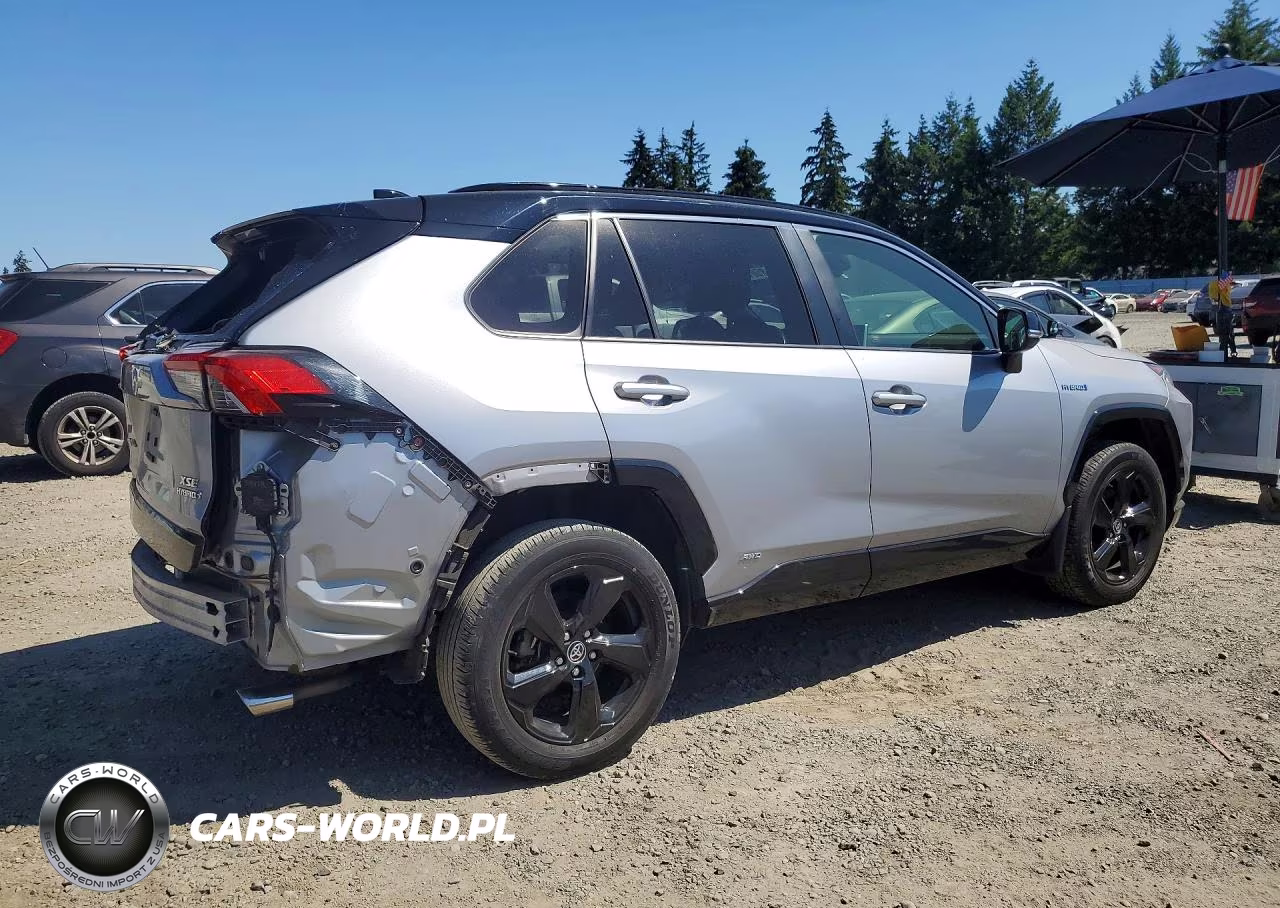 2020 Toyota Rav4 Xse VIN:JTMEWRFV3LD529385 - 3