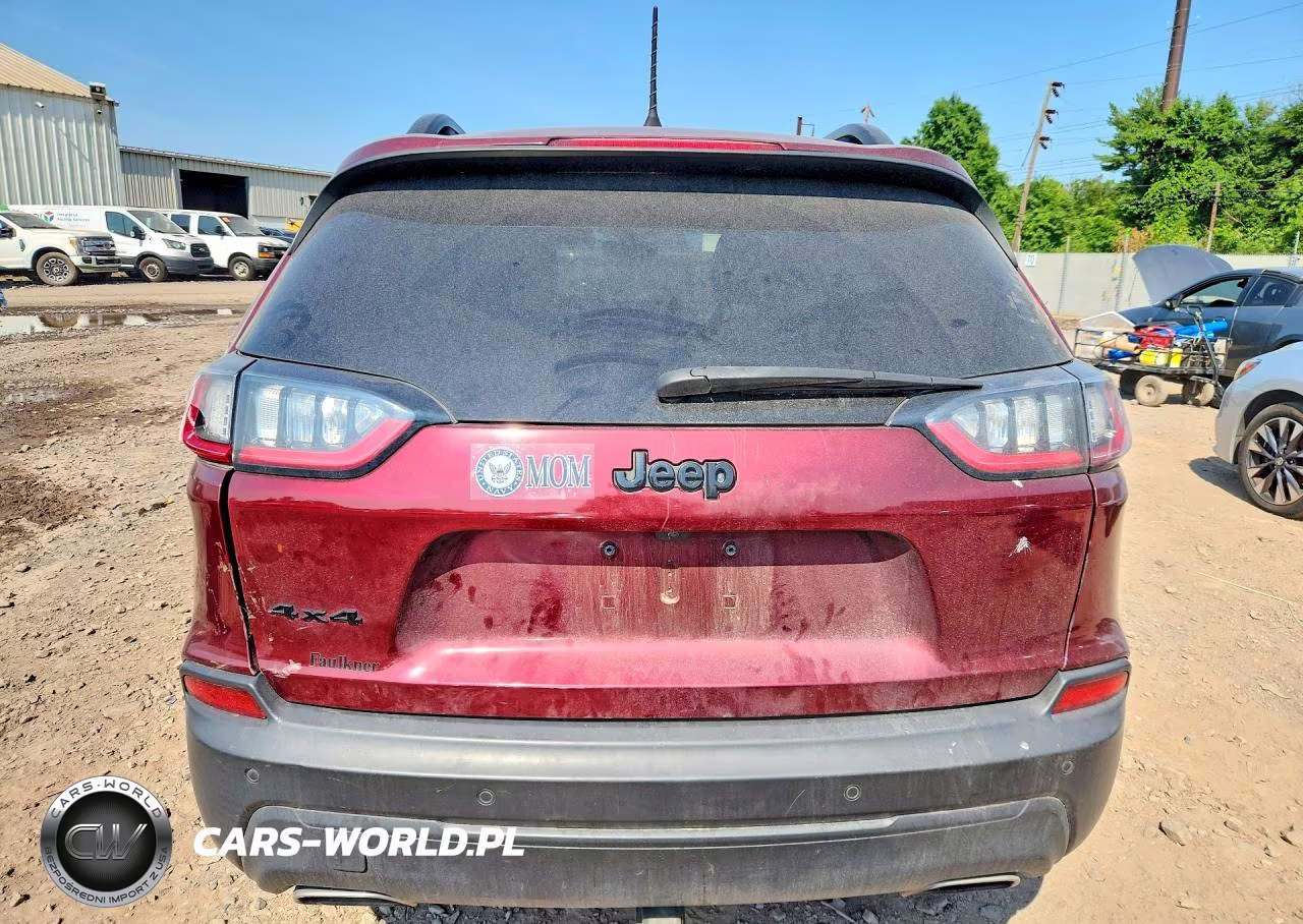 2019 Jeep Cherokee Latitude Plus VIN:1C4PJMLN6KD470796 - 6