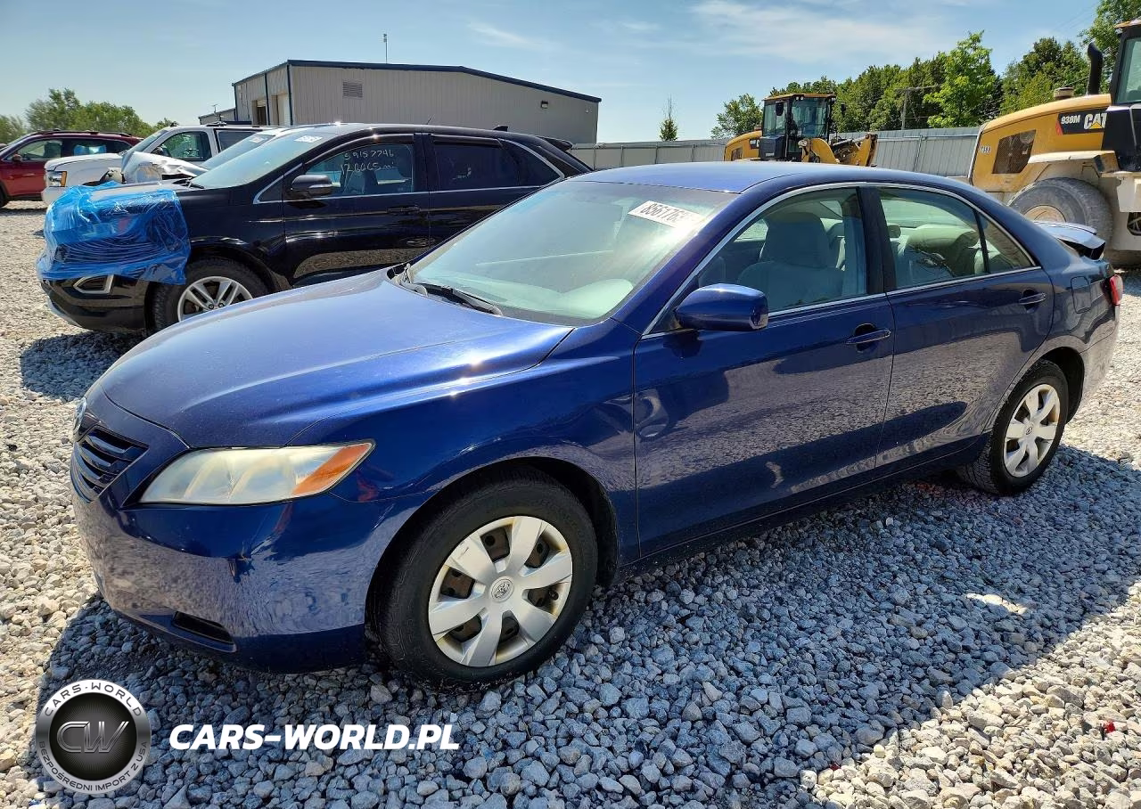 2008 Toyota Camry Le – zdjęcie 1 z 12