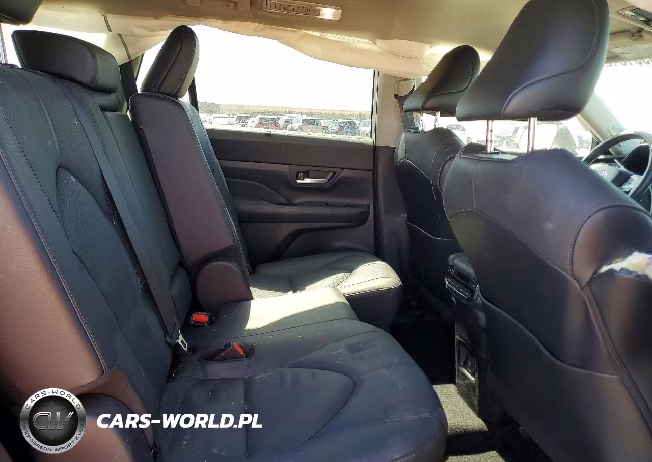 2024 Toyota Grand Highlander Limited VIN:5TDAAAB52RS057925 - 11