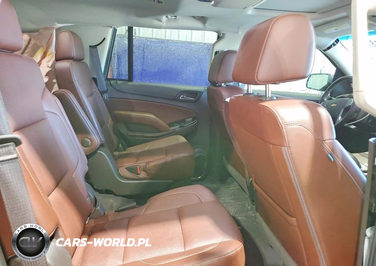 2018 Chevrolet Tahoe K1500 Premier VIN:1GNSKCKCXJR131579 - 11