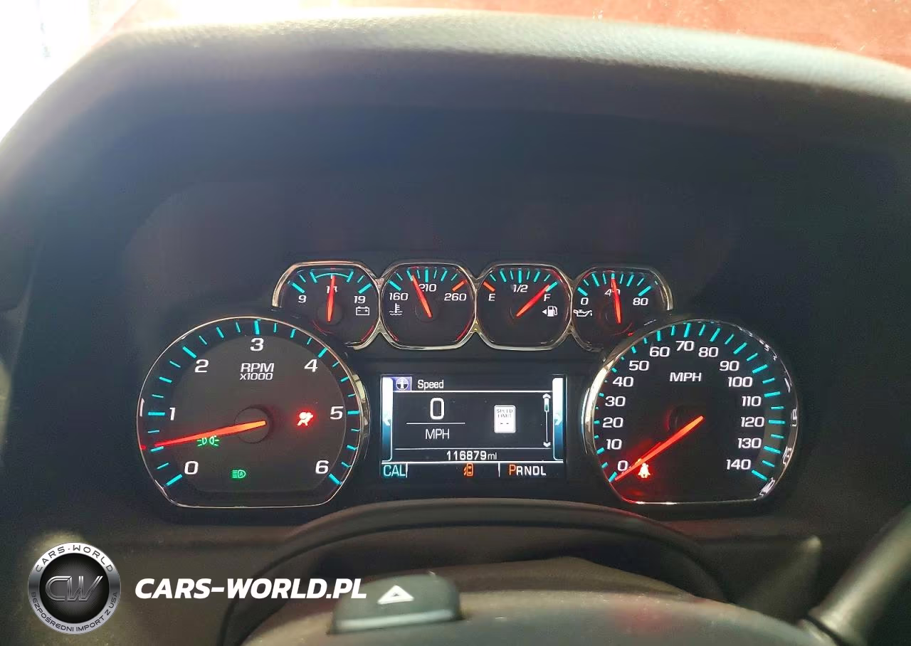 2018 Chevrolet Tahoe K1500 Premier VIN:1GNSKCKCXJR131579 - 9
