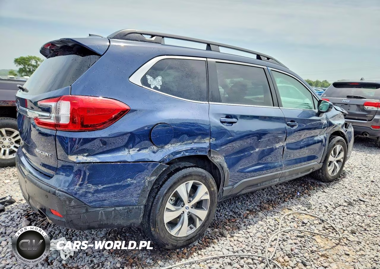 2025 Subaru Ascent Premium VIN:4S4WMAAD7S3411205 - 3