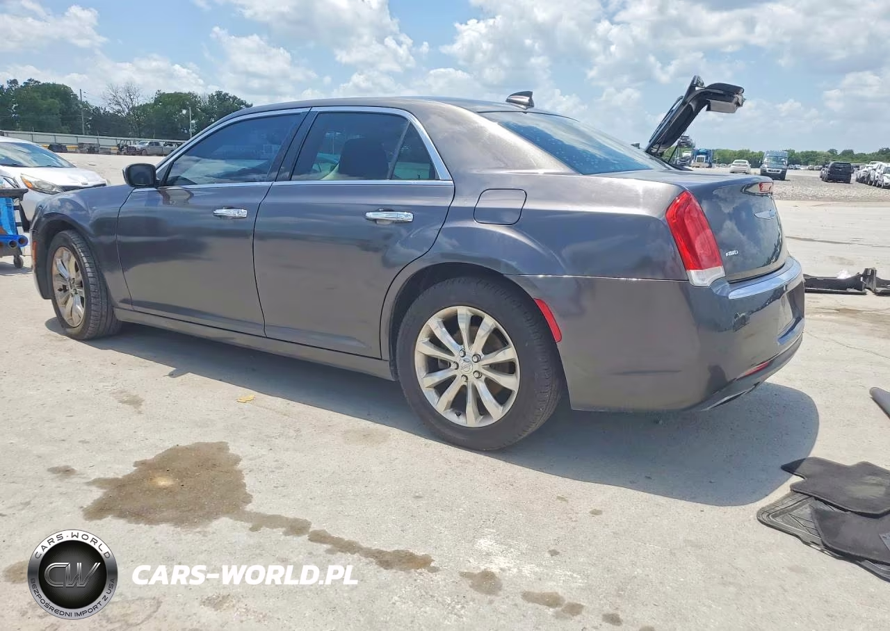 2018 Chrysler 300 Limited VIN:2C3CCAKG8JH250592 - 2