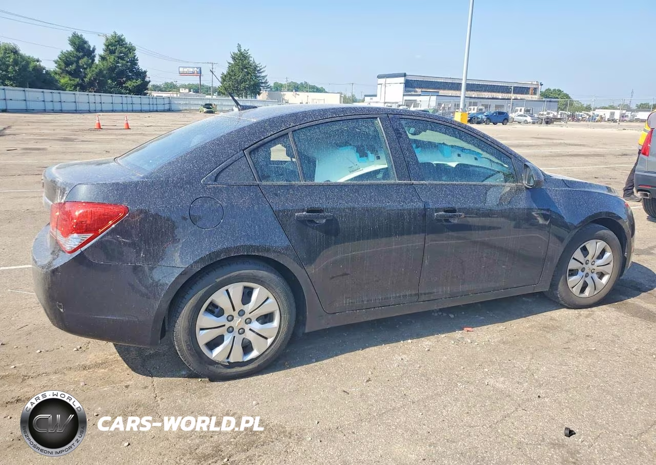 2013 Chevrolet Cruze Ls VIN:1G1PA5SH0D7316743 - 3