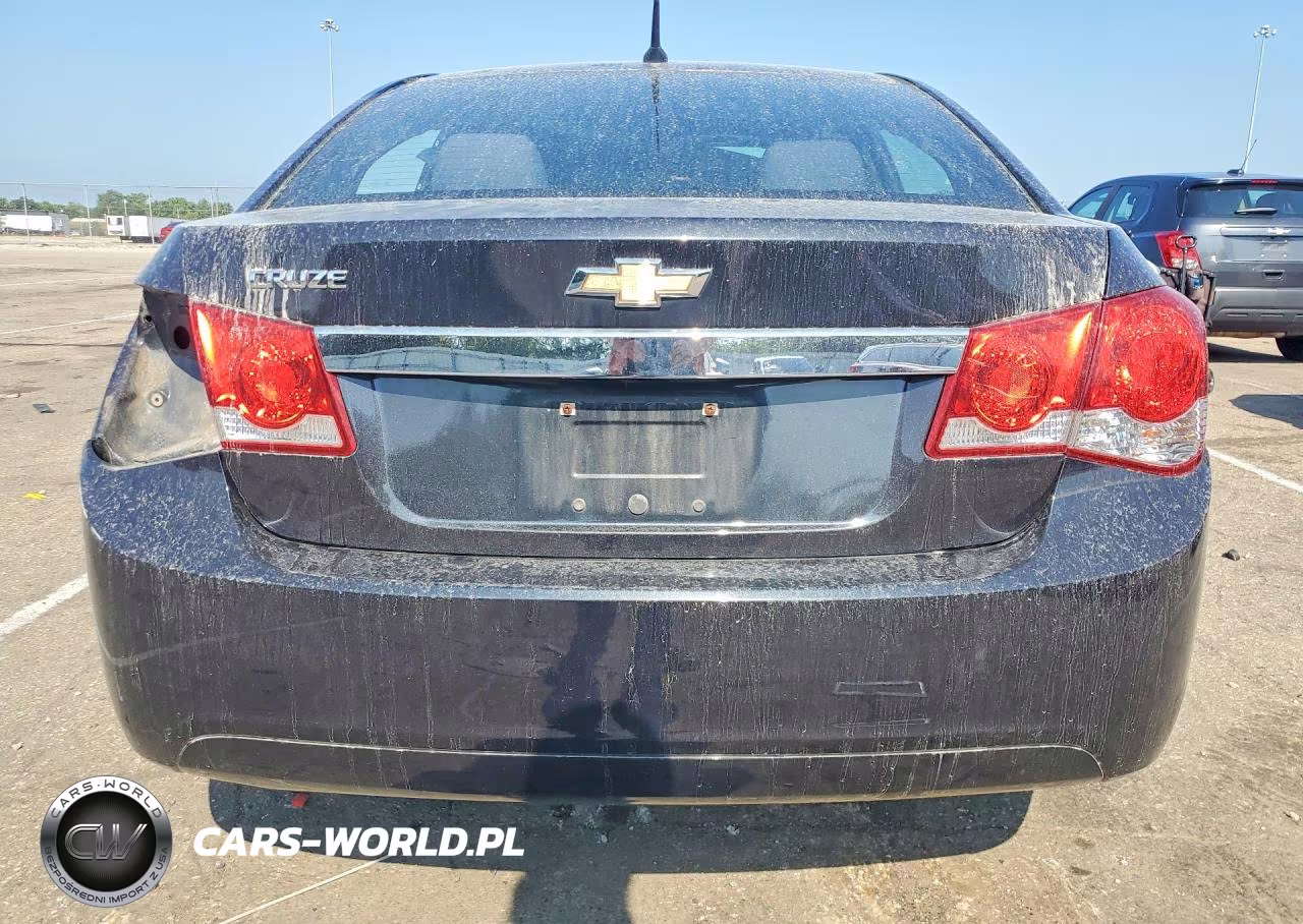 2013 Chevrolet Cruze Ls VIN:1G1PA5SH0D7316743 - 6
