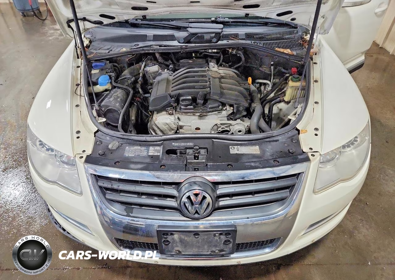 2010 Volkswagen Touareg V6 VIN:WVGBF7A96AD004119 - 12
