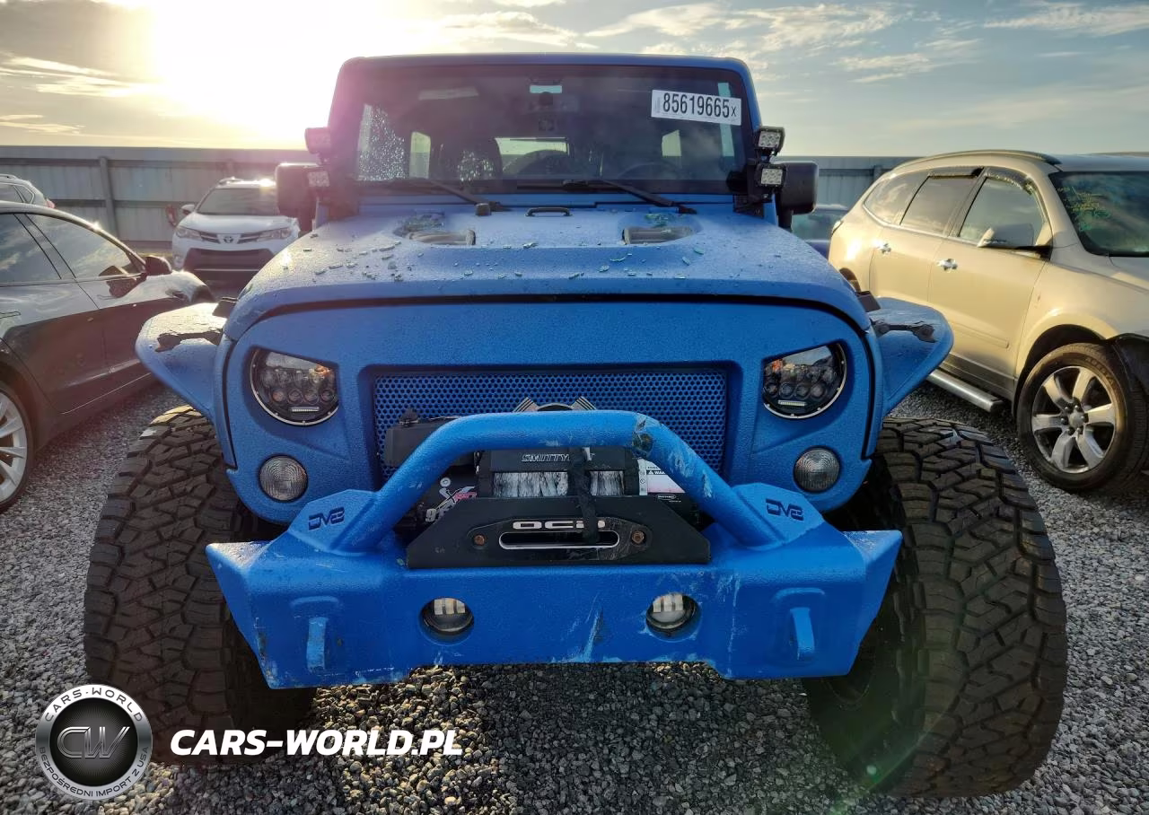 2016 Jeep Wrangler Unlimited Sport VIN:1C4BJWDG5GL241139 - 5