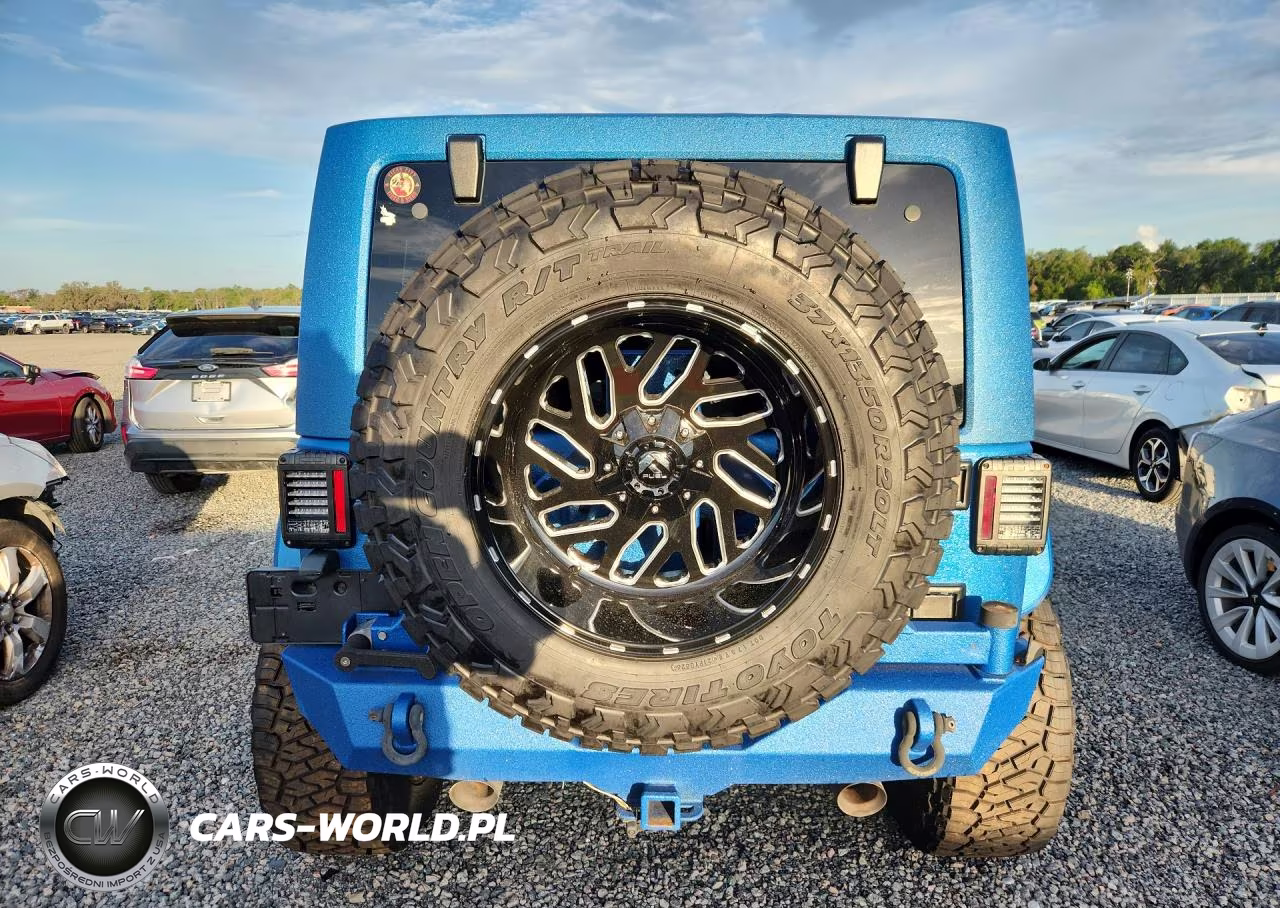 2016 Jeep Wrangler Unlimited Sport VIN:1C4BJWDG5GL241139 - 6