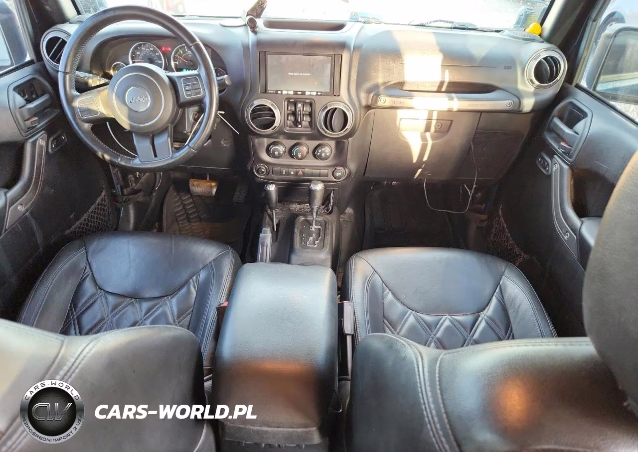 2016 Jeep Wrangler Unlimited Sport VIN:1C4BJWDG5GL241139 - 8