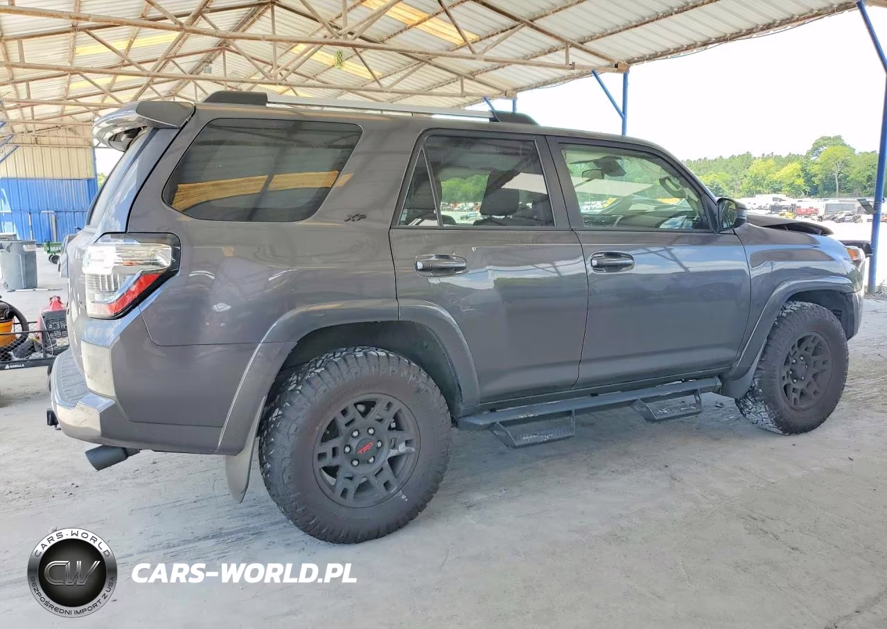 2023 Toyota 4Runner Sr5 VIN:JTEEU5JR4P5304347 - 3