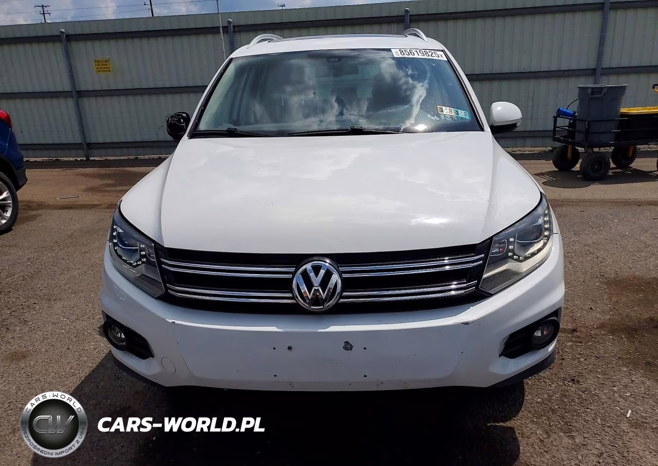 2016 Volkswagen Tiguan S VIN:WVGAV7AX7GW564189 - 5