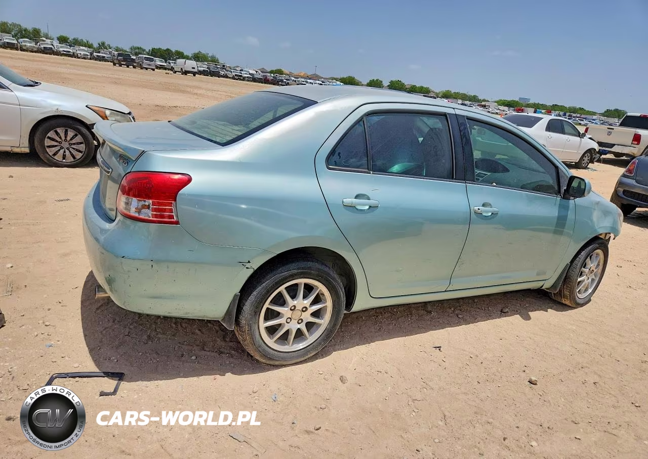 2007 Toyota Yaris Base VIN:JTDBT923571094036 - 3