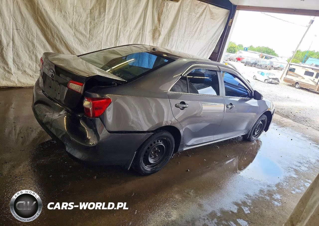 2014 Toyota Camry Le VIN:4T1BF1FK2EU441680 - 3