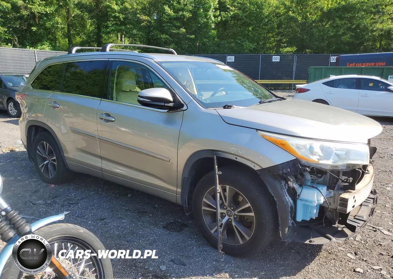 2016 Toyota Highlander Xle VIN:5TDJKRFH5GS257808 - 4