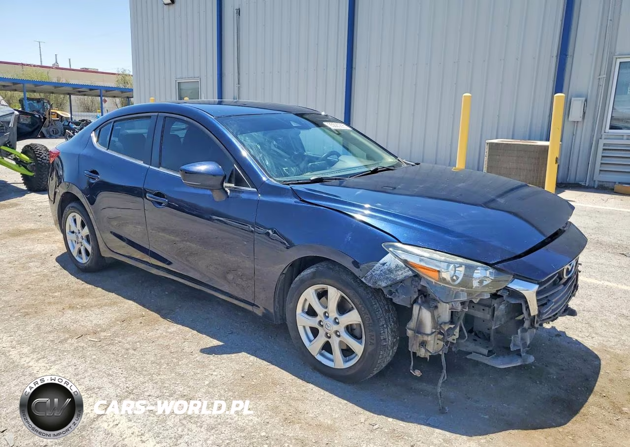2018 Mazda 3 Sport VIN:3MZBN1U78JM196305 - 4