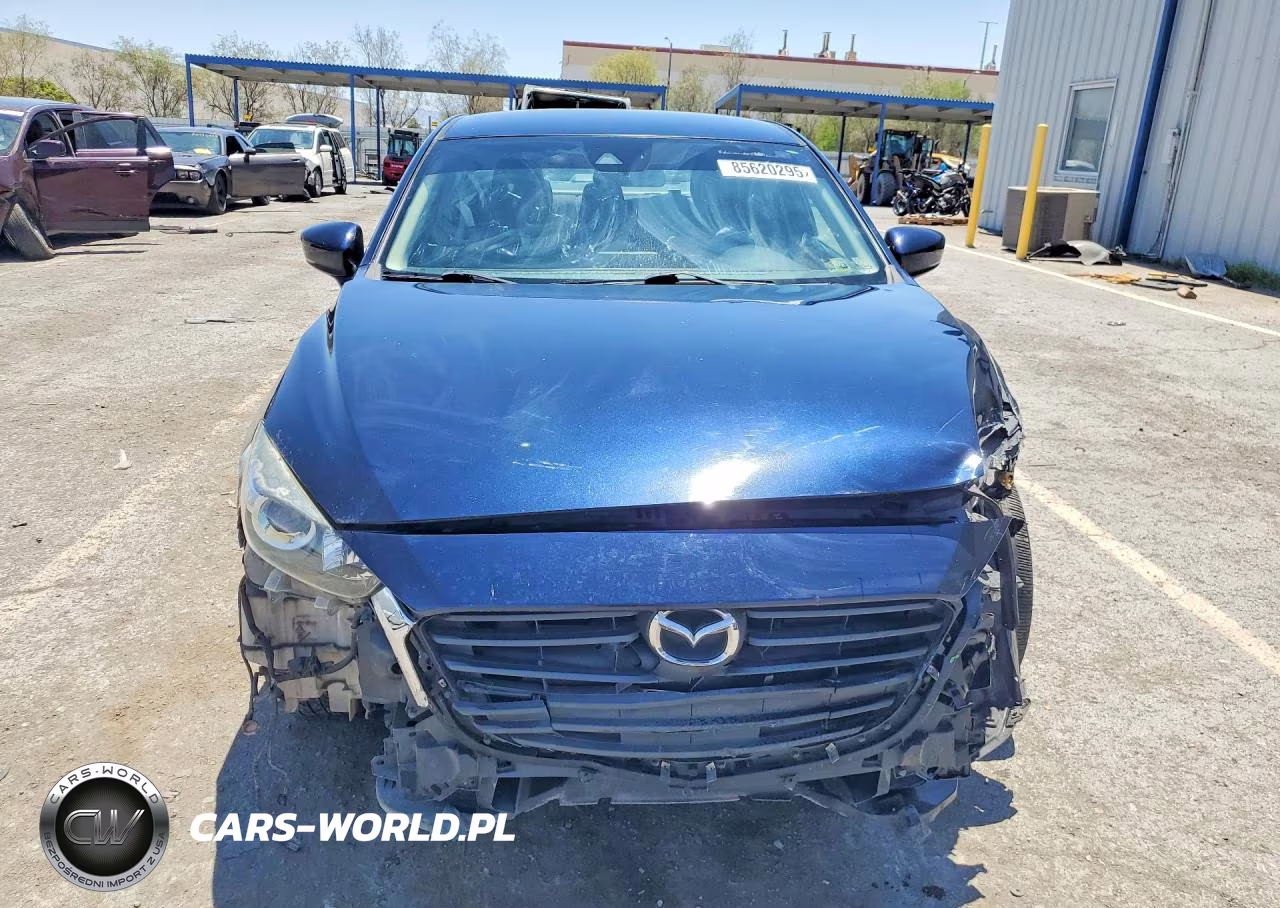 2018 Mazda 3 Sport VIN:3MZBN1U78JM196305 - 5