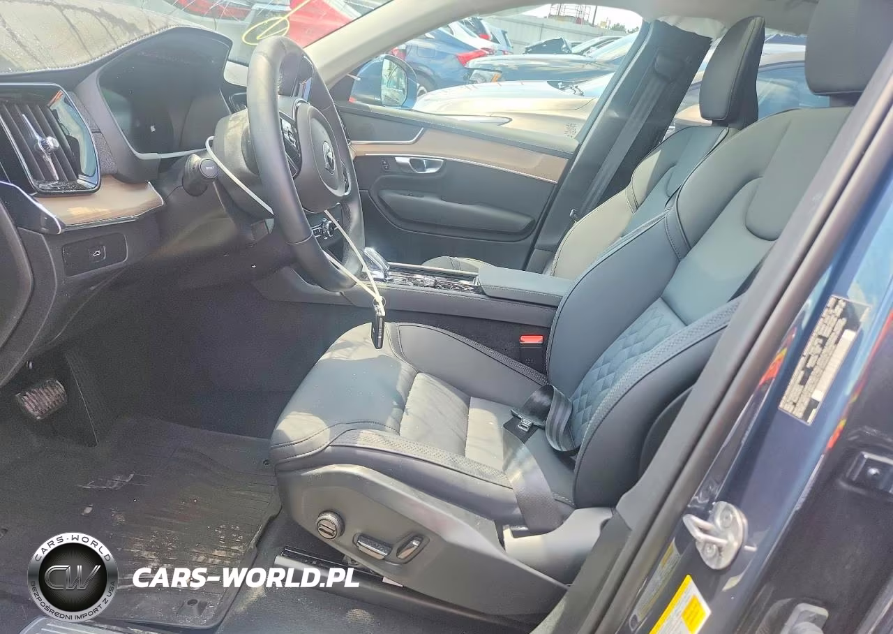 2025 Volvo Xc90 Plus VIN:YV4062PB3S1369656 - 7