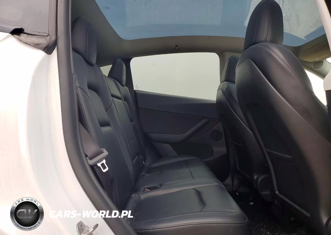 2022 Tesla Model Y VIN:7SAYGDEEXNF387355 - 11
