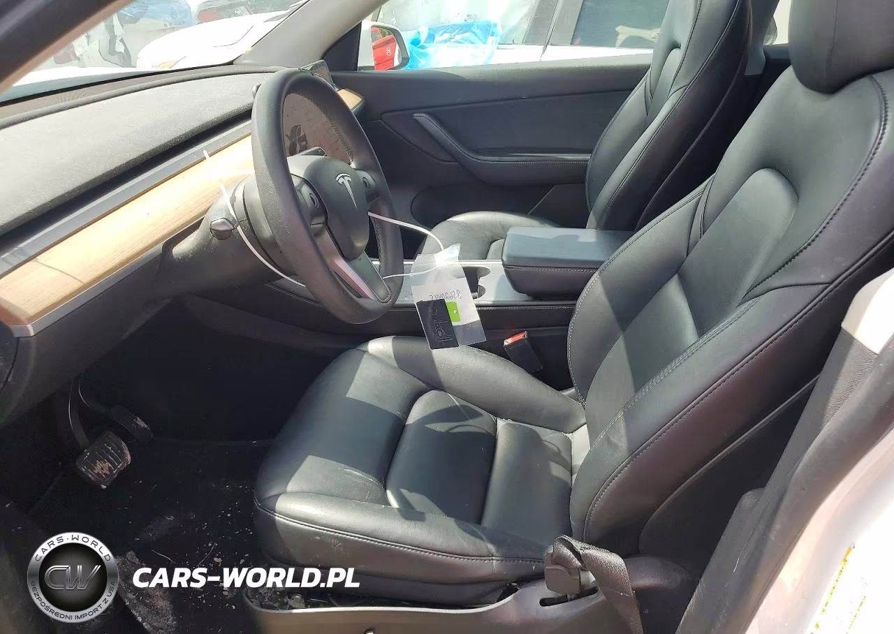 2022 Tesla Model Y VIN:7SAYGDEEXNF387355 - 7