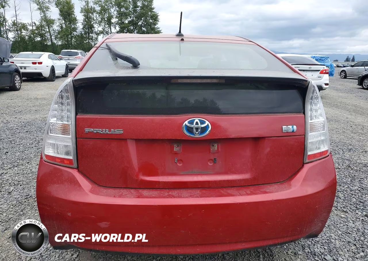 2011 Toyota Prius Two VIN:JTDKN3DU2B0247726 - 6