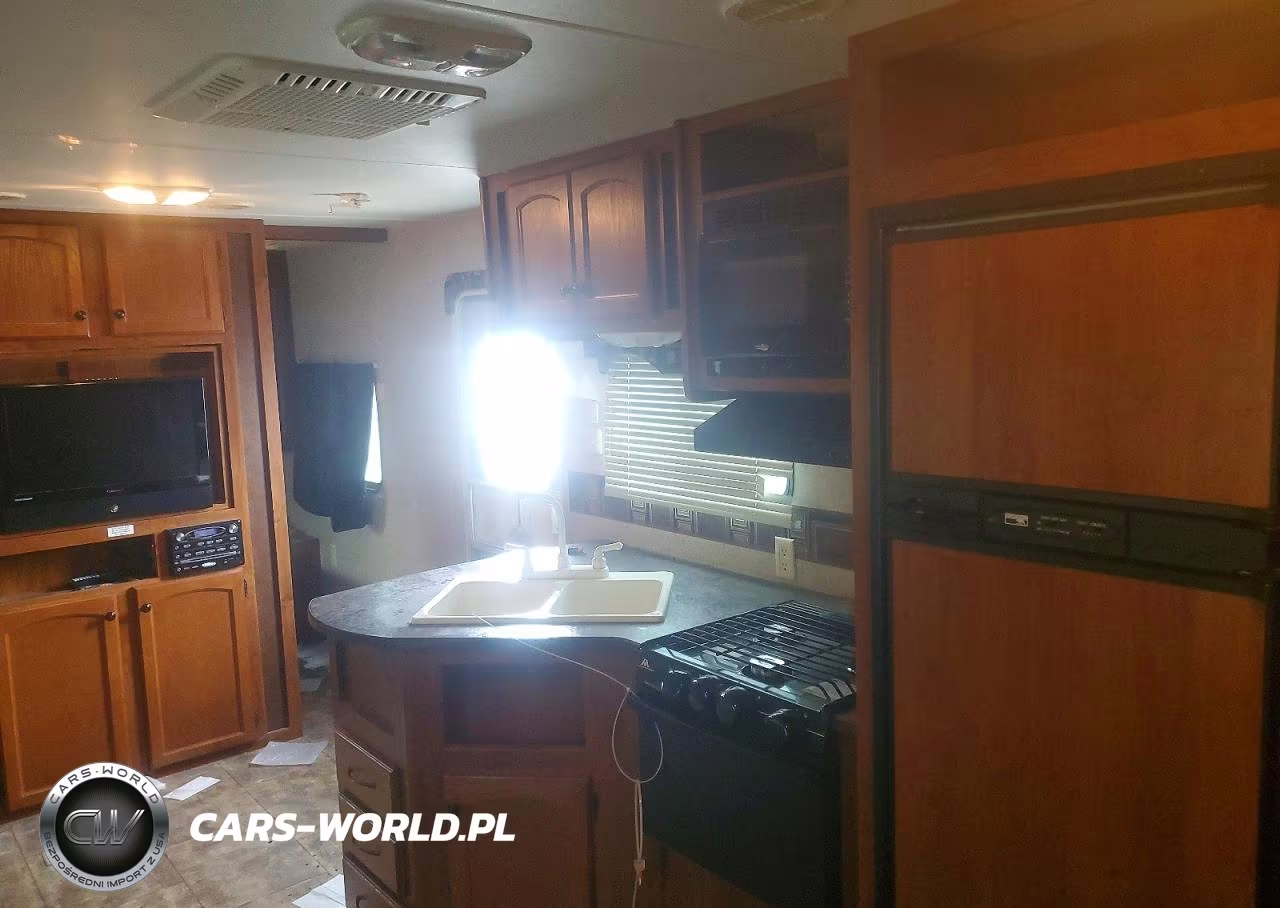 2012 Heartland Trail Runner Camper VIN:5SFEB3021CE247082 - 7