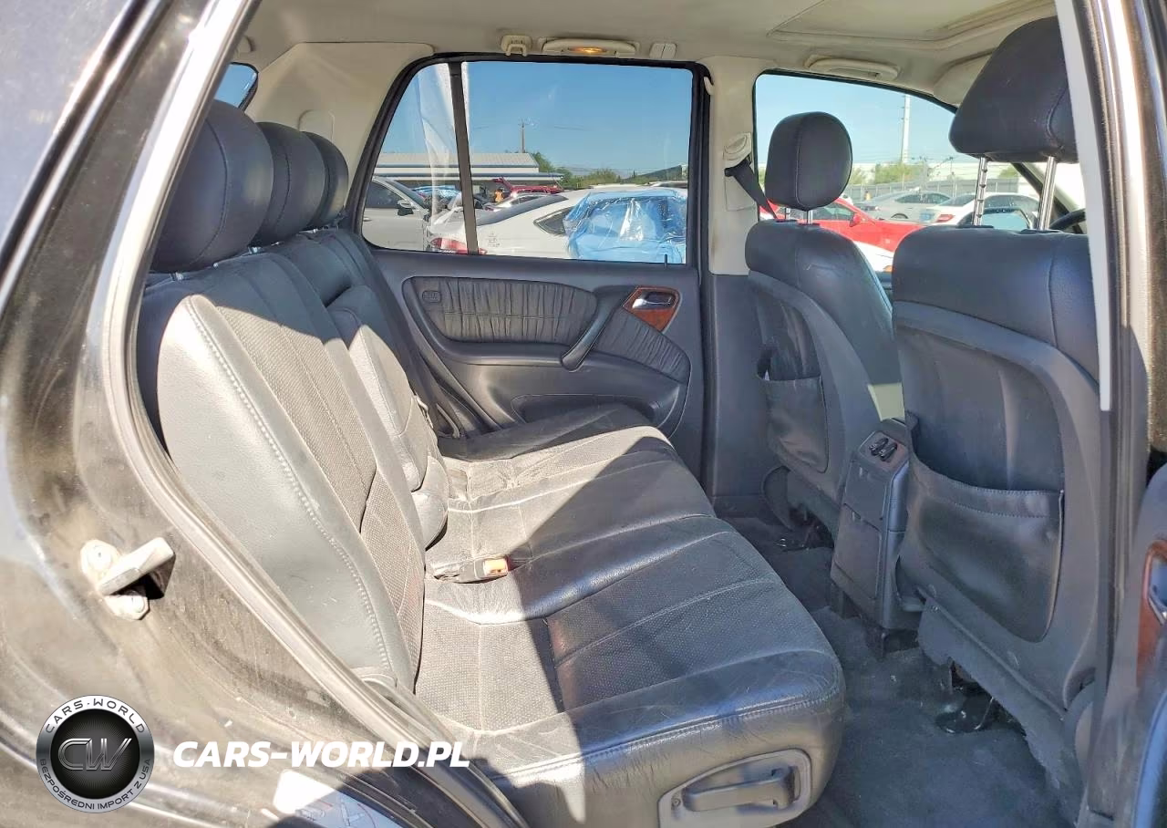 2000 Mercedes-Benz Ml 320 VIN:4JGAB54E9YA204119 - 11