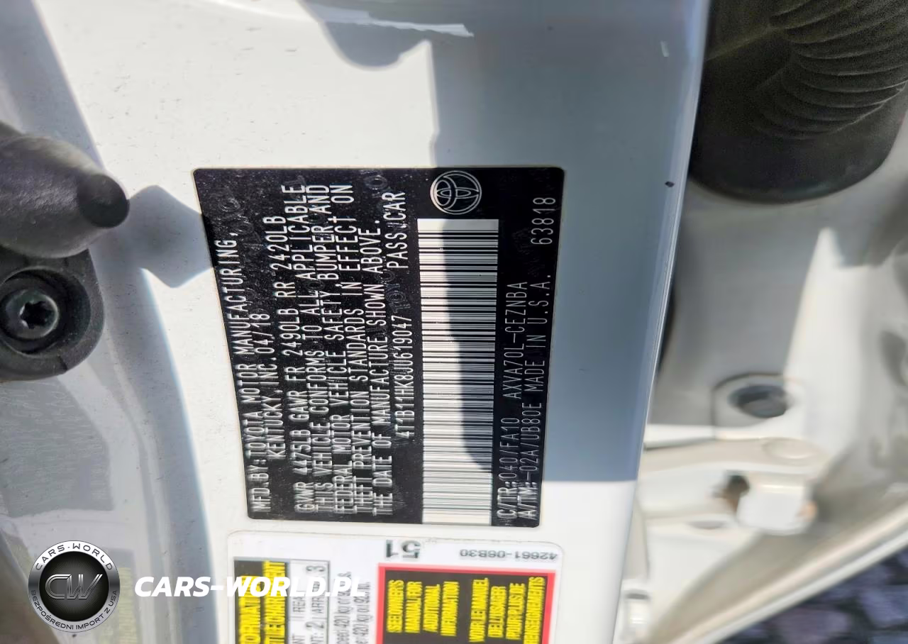 2018 Toyota Camry Le VIN:4T1B11HK8JU619047 - 12
