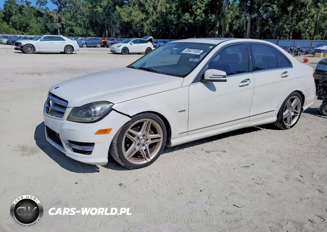 2012 Mercedes-Benz C 250 – zdjęcie 1 z 13