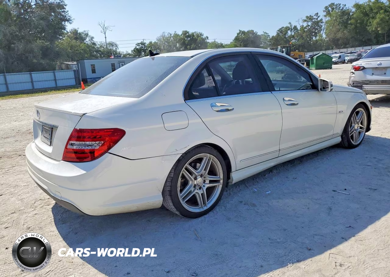 2012 Mercedes-Benz C 250 VIN:WDDGF4HB8CA602675 - 3