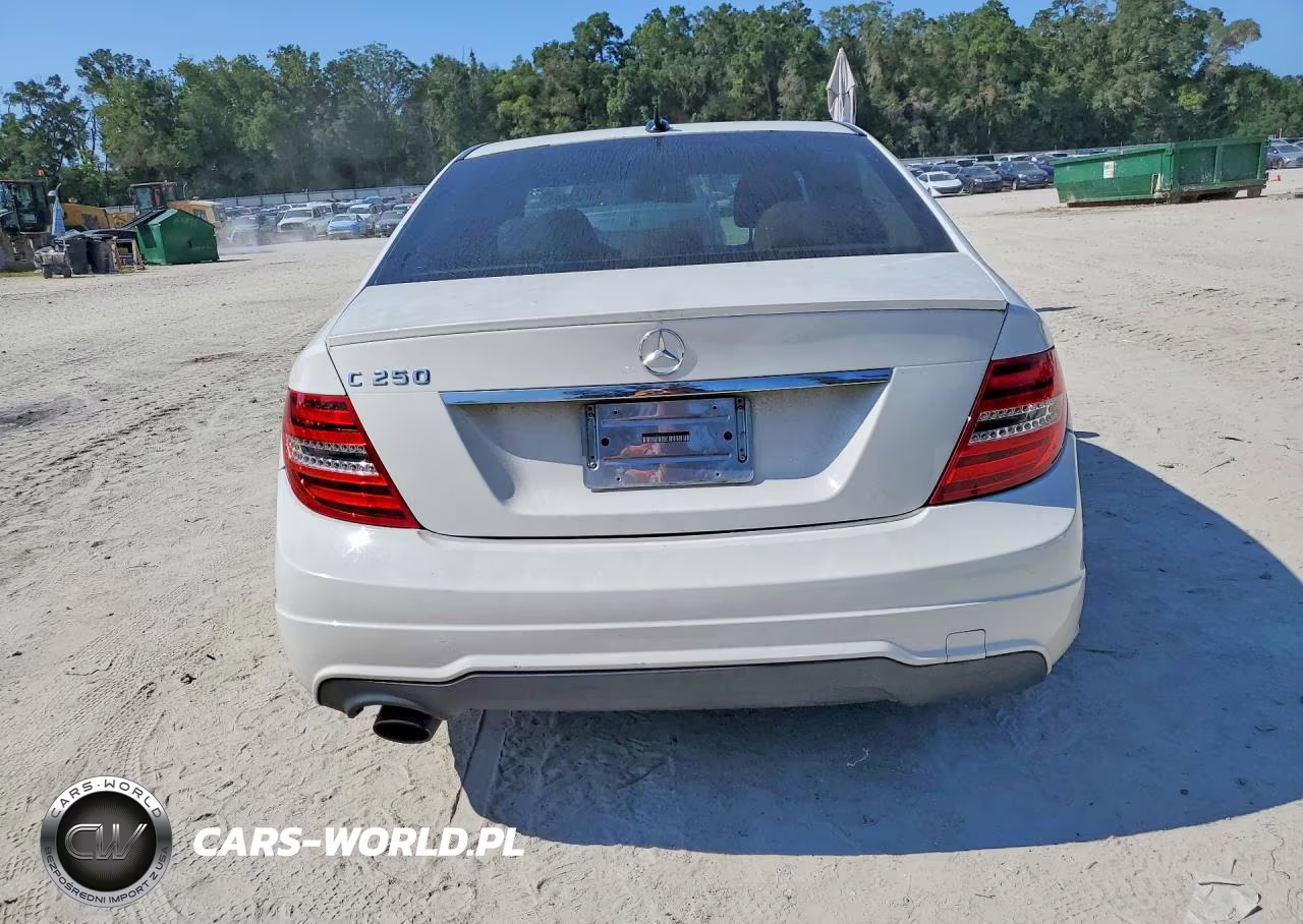 2012 Mercedes-Benz C 250 VIN:WDDGF4HB8CA602675 - 6