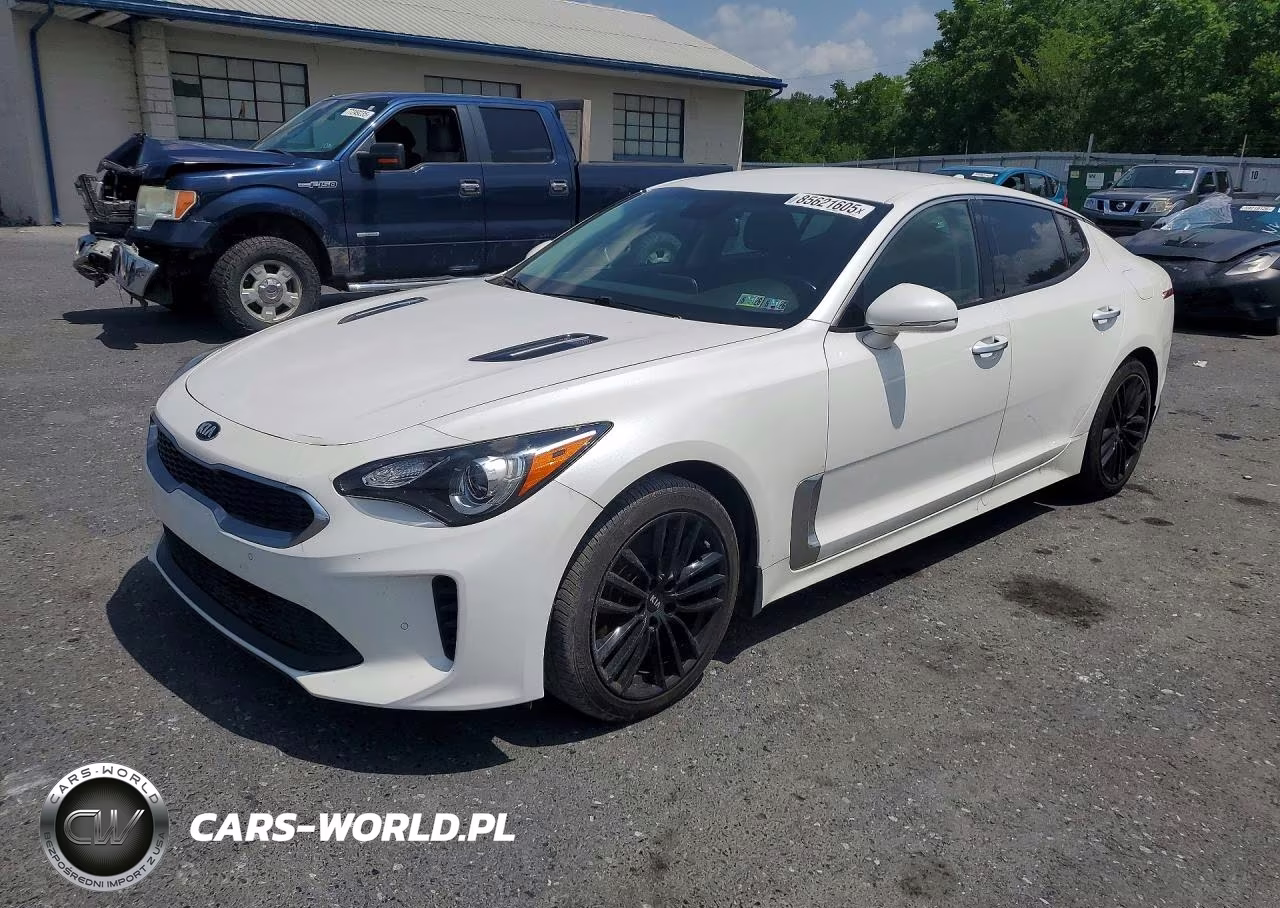 2018 Kia Stinger Base
