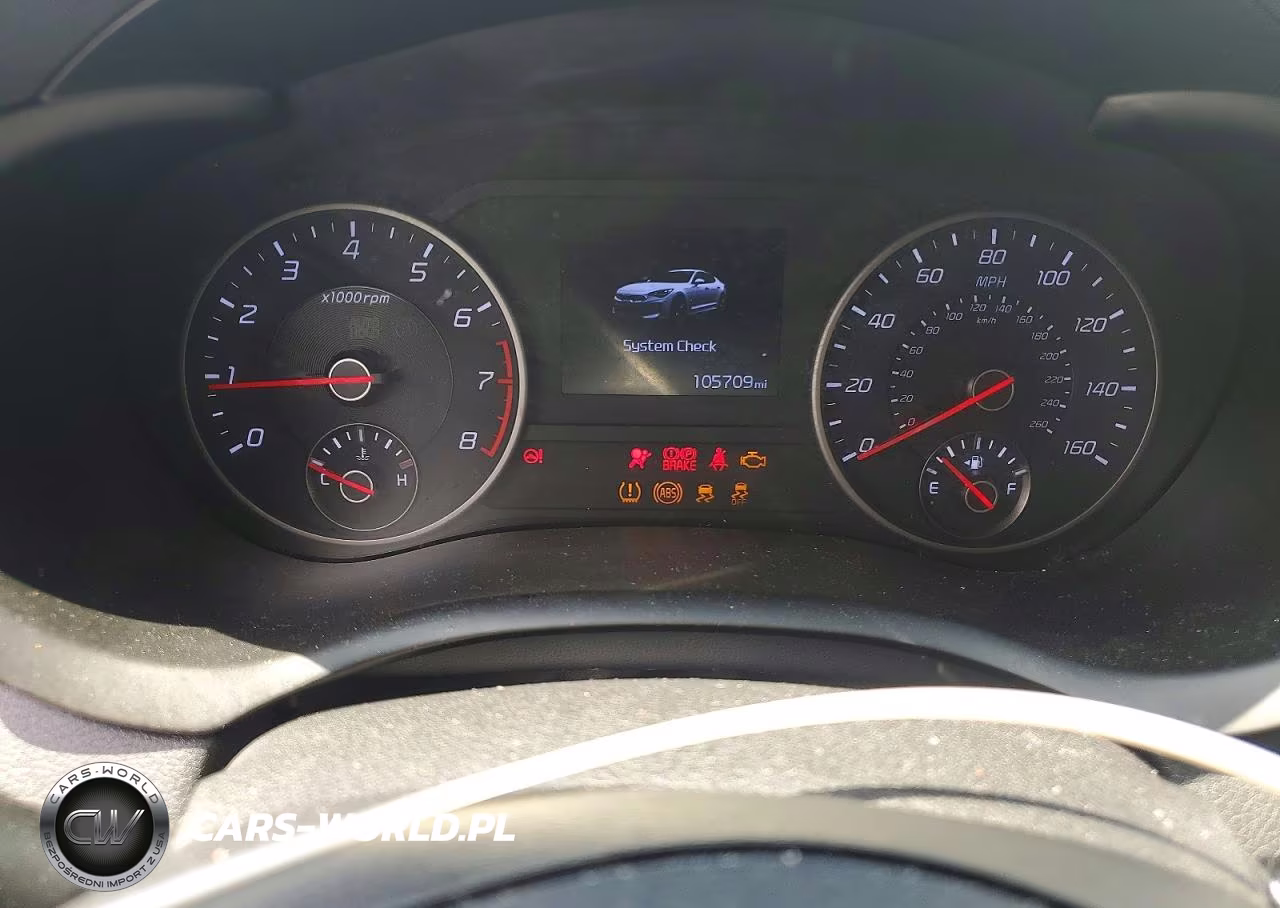 2018 Kia Stinger Base VIN:KNAE15LA3J6035910 - 9
