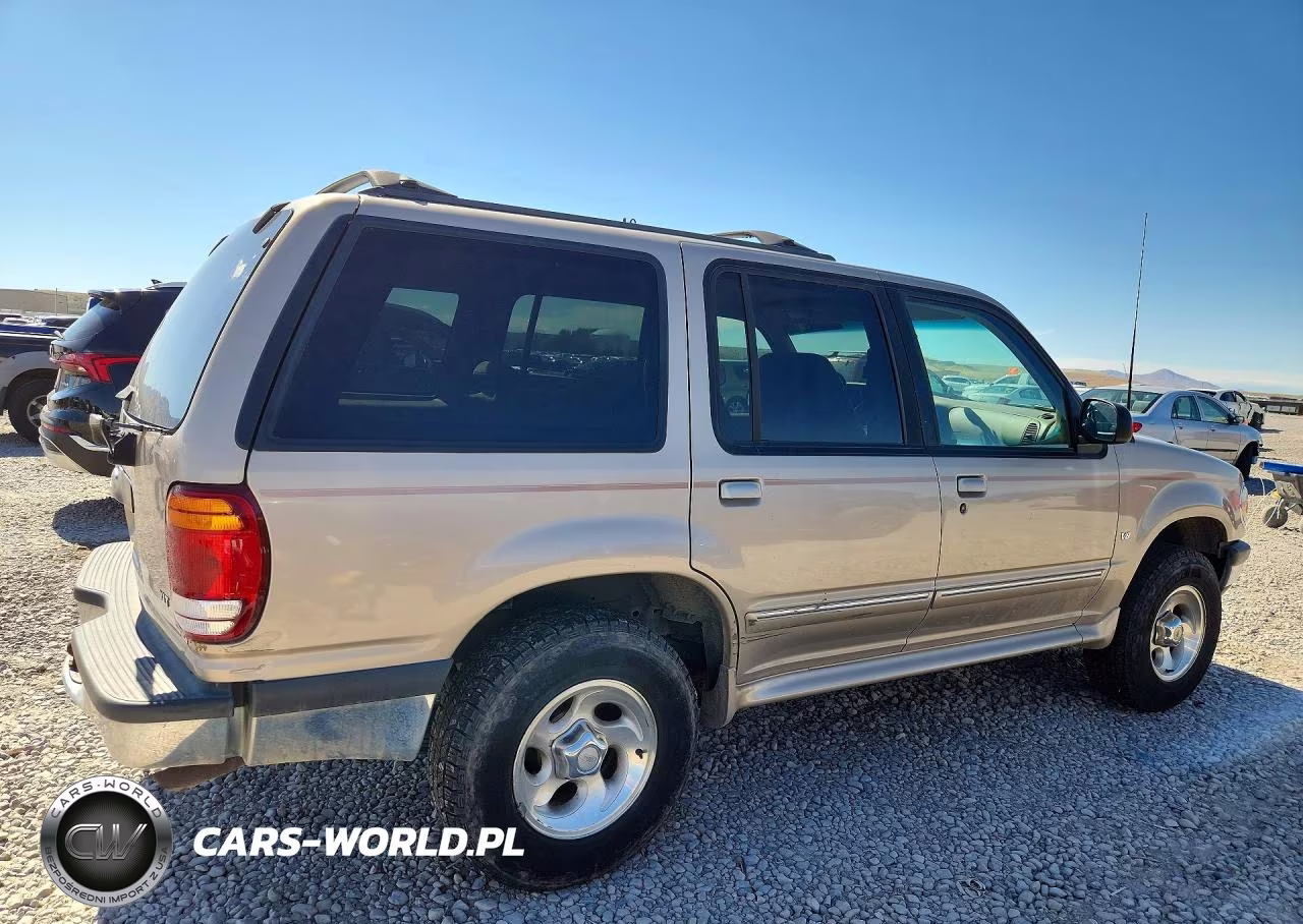 1998 Ford Explorer VIN:1FMZU35P8WZA88329 - 3