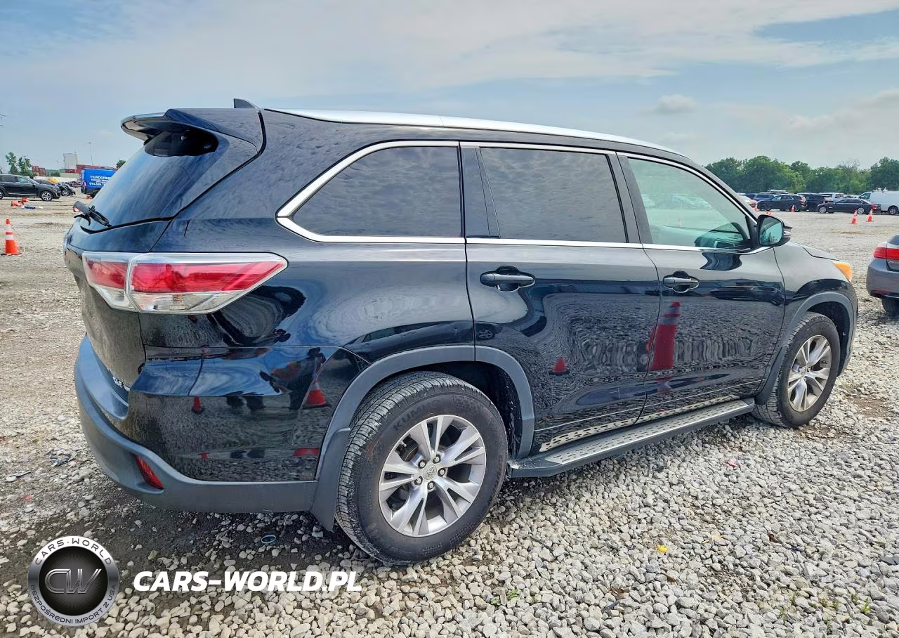 2014 Toyota Highlander Xle VIN:5TDJKRFH6ES040118 - 3