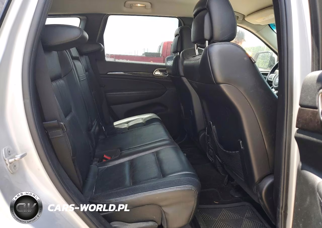 2012 Jeep Grand Cherokee Laredo VIN:1C4RJFAG6CC343367 - 10