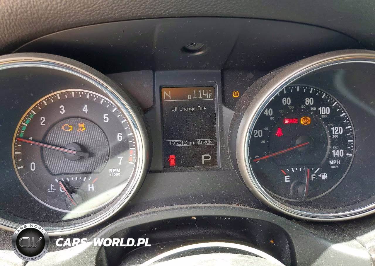 2012 Jeep Grand Cherokee Laredo VIN:1C4RJFAG6CC343367 - 9