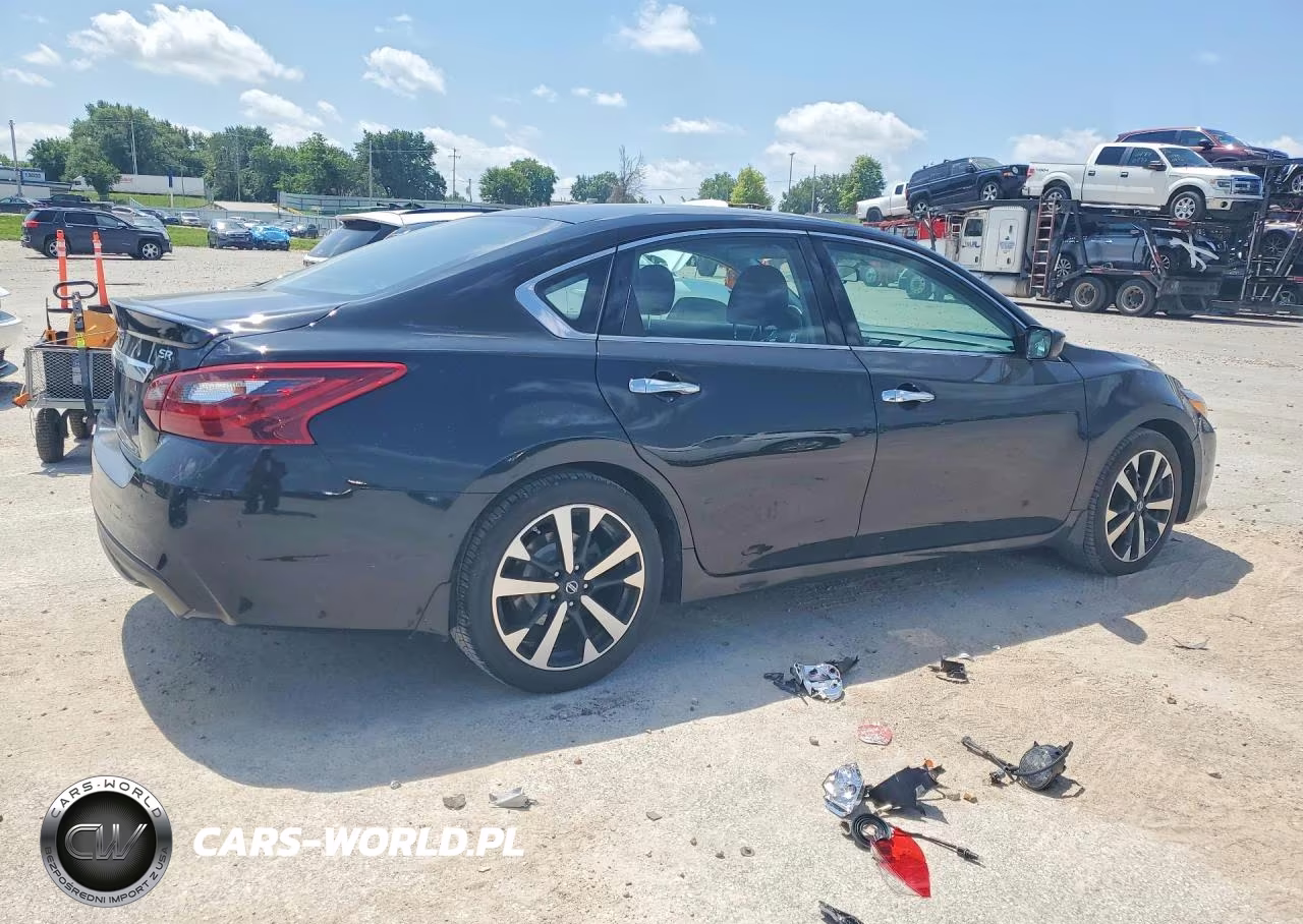 2018 Nissan Altima 2.5 Sr VIN:1N4AL3APXJC257312 - 3