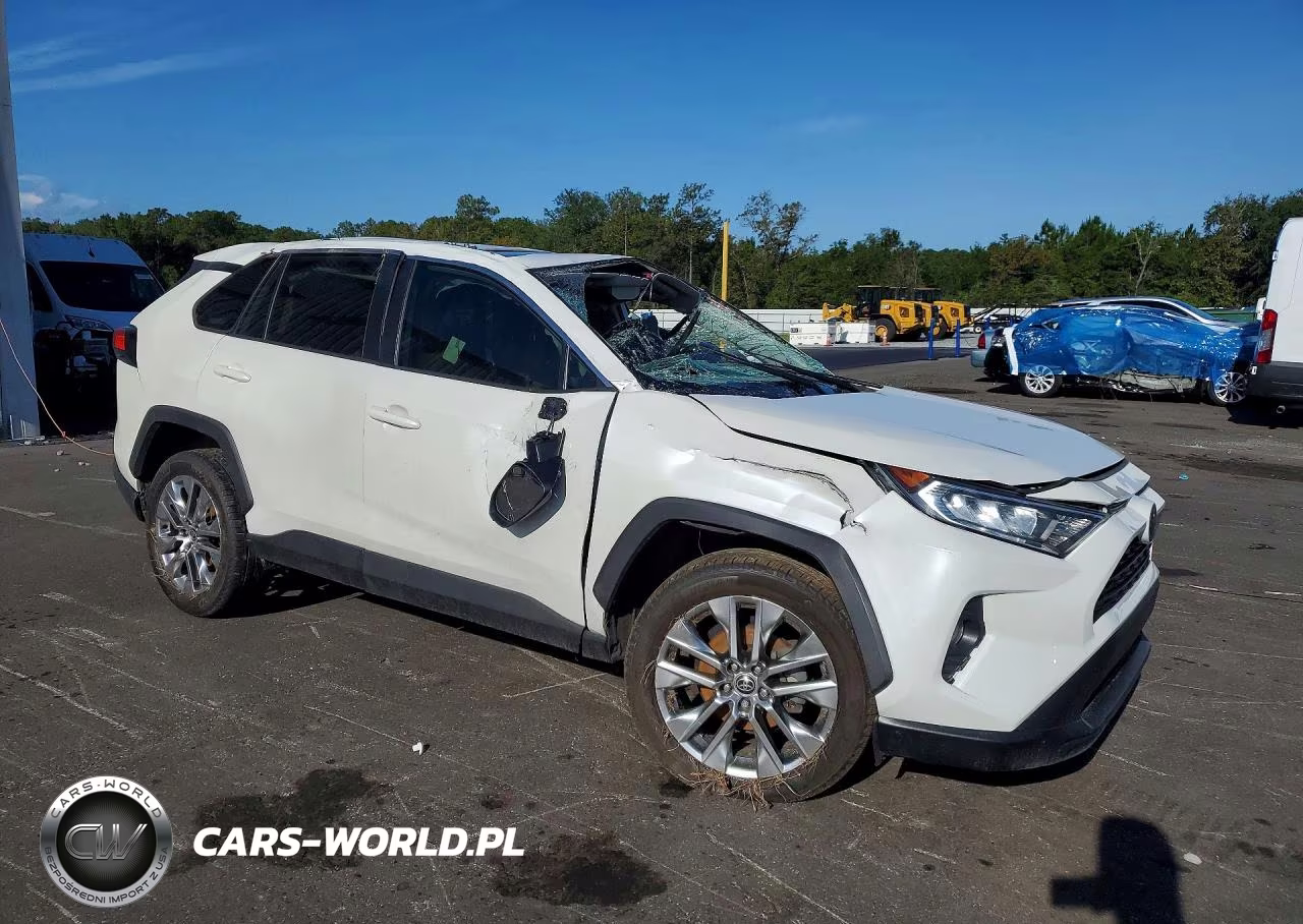 2021 Toyota Rav4 Xle Premium VIN:2T3C1RFV2MW149092 - 4
